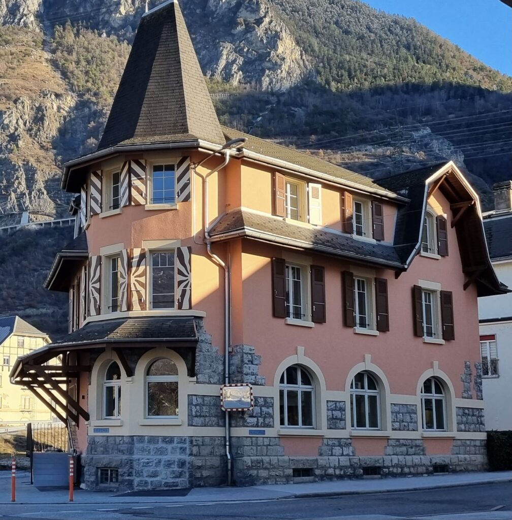 maison villageoise chippis 1